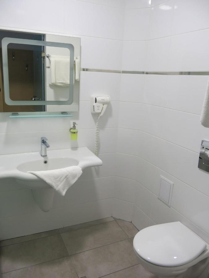 Family Hotel Albizia Beach Varna Extérieur photo