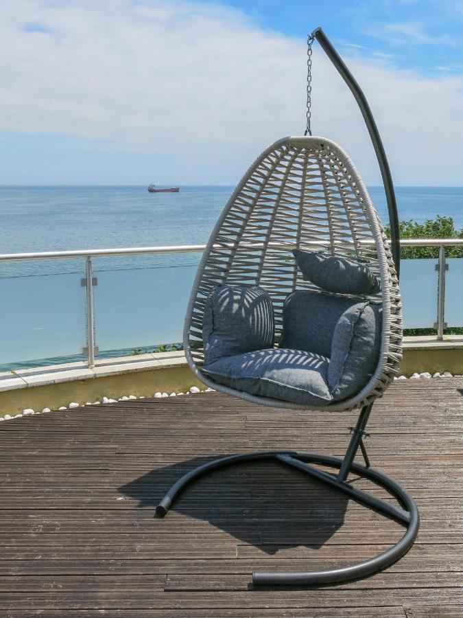 Family Hotel Albizia Beach Varna Extérieur photo