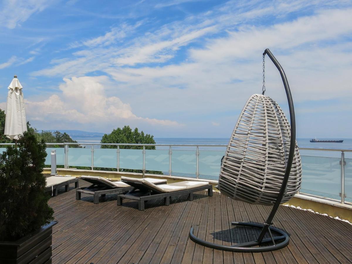 Family Hotel Albizia Beach Varna Extérieur photo