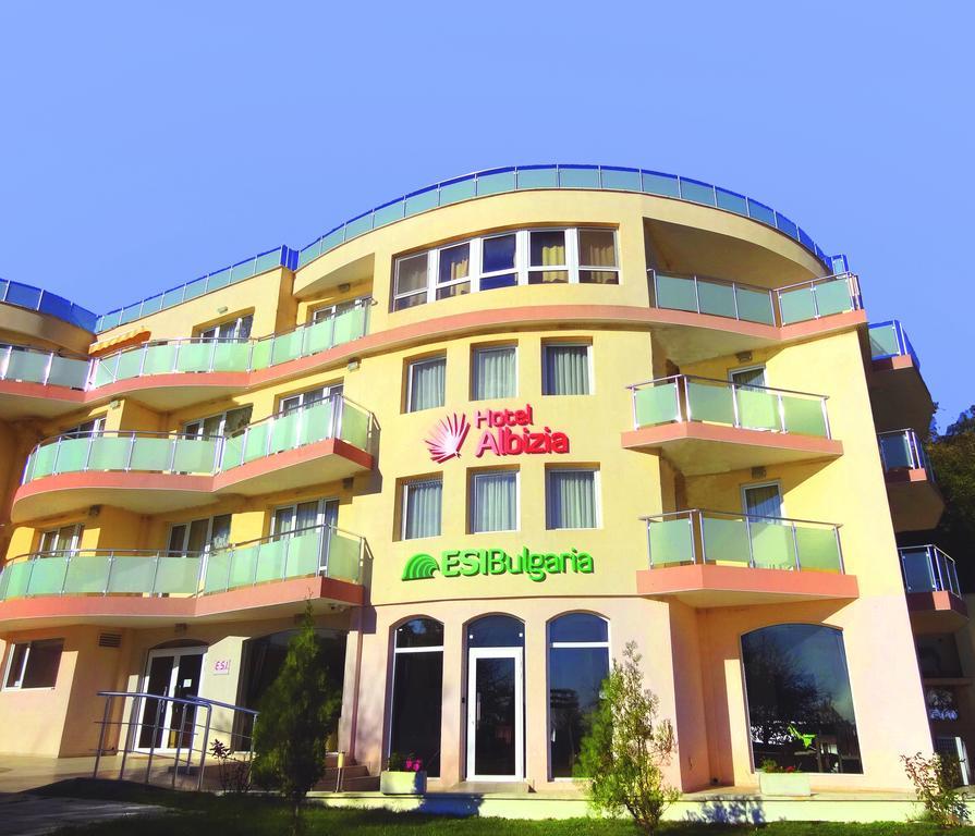 Family Hotel Albizia Beach Varna Extérieur photo