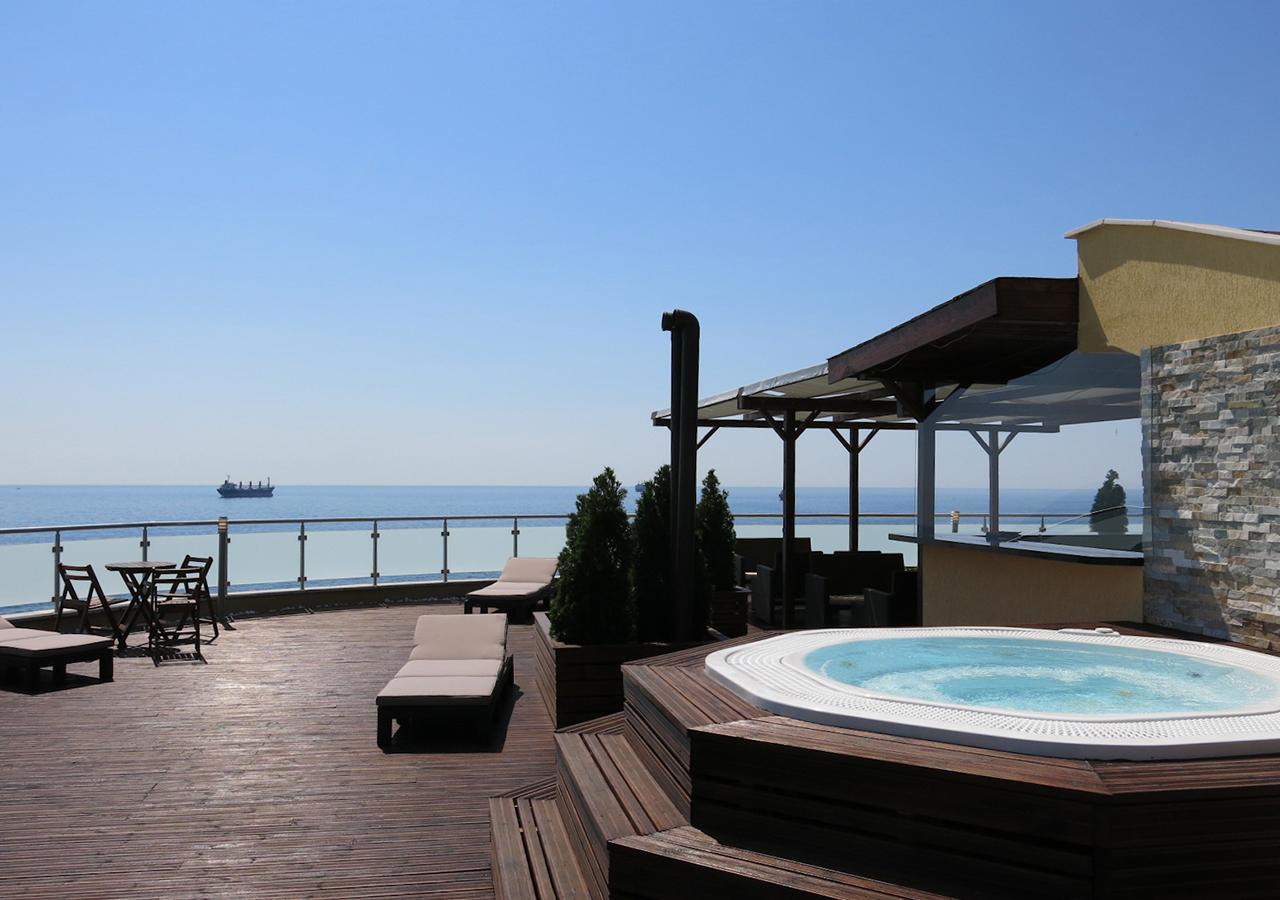 Family Hotel Albizia Beach Varna Extérieur photo