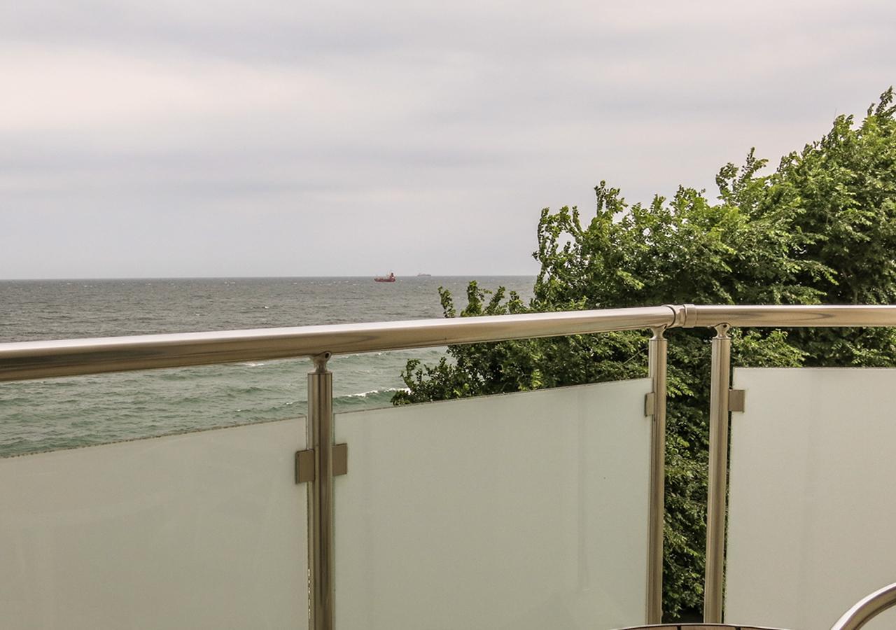 Family Hotel Albizia Beach Varna Extérieur photo