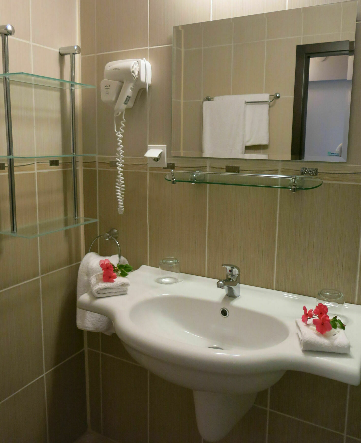 Family Hotel Albizia Beach Varna Extérieur photo